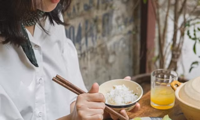 Bạn trẻ đi tìm hương vị quê hương giữa lòng Hà Nội