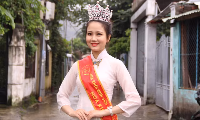 Tân Hoa khôi Sinh viên Việt Nam muốn trở thành luật sư giỏi. Ảnh: Giang Thanh