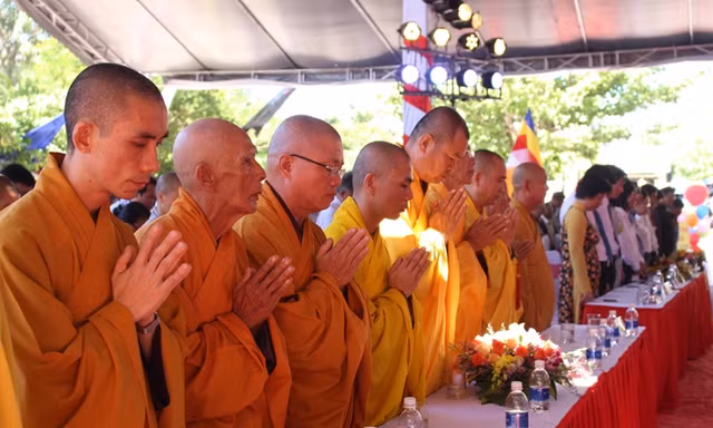 Lễ hội Vu lan Báo hiếu Ngũ Hành Sơn năm 2018 kéo dài trong 2 ngày (20/8 và 21/8). Ảnh: Giang Thanh