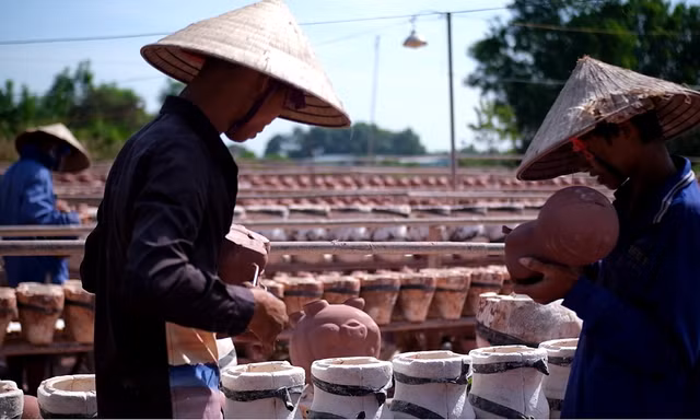 Thu tiền chục triệu mỗi tháng nhờ sản phẩm gốm độc đáo dịp Tết