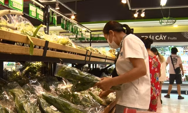 Dân không lo thiếu hàng hóa trong dịch COVID-19