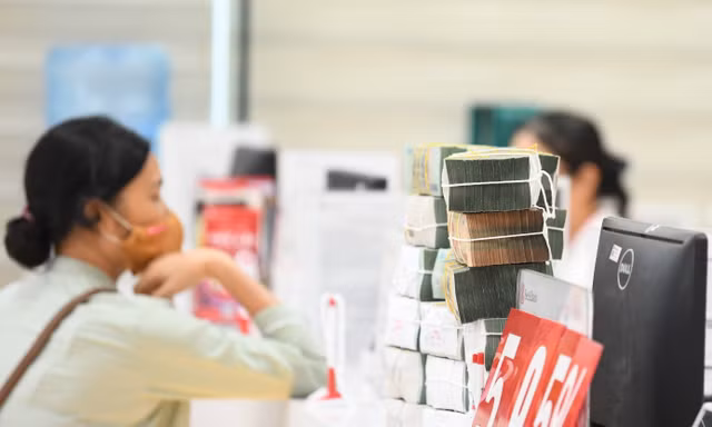 Ngoài việc tiền ‘đẻ’ ra tiền, lý do gì người Việt thích gửi tiết kiệm? 