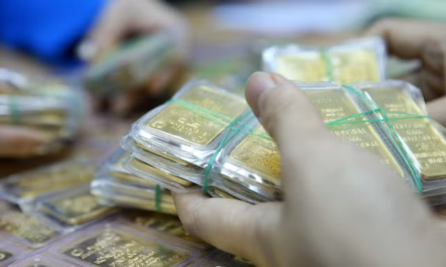 Nhà đầu tư vàng lỗ nặng