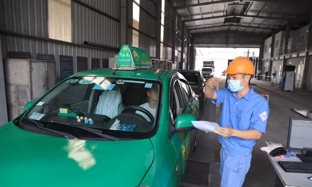 2 tỉnh không có trung tâm đăng kiểm, 36 địa phương nguy cơ ùn tắc 