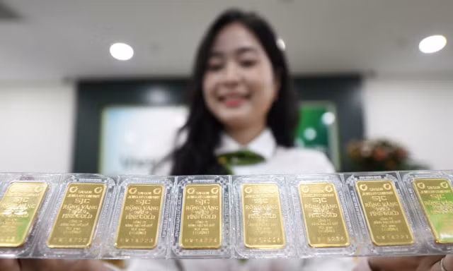 Giá vàng giảm rất mạnh 