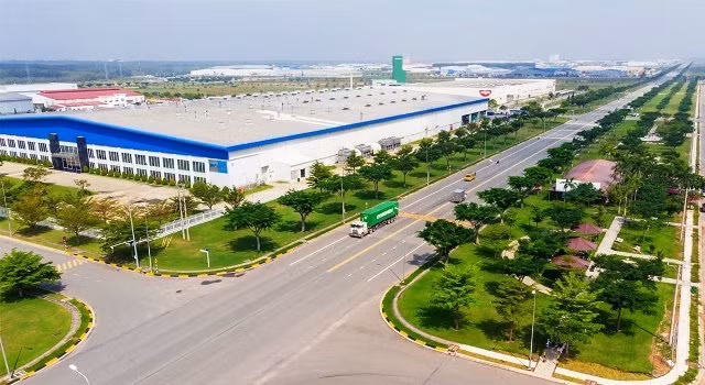 Vốn ngoại 'đổ' mạnh vào bất động sản