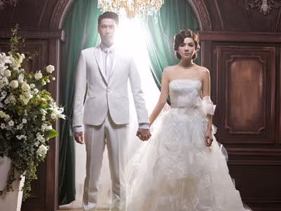 Ella (S.H.E) khoe ảnh cưới đẹp lung linh