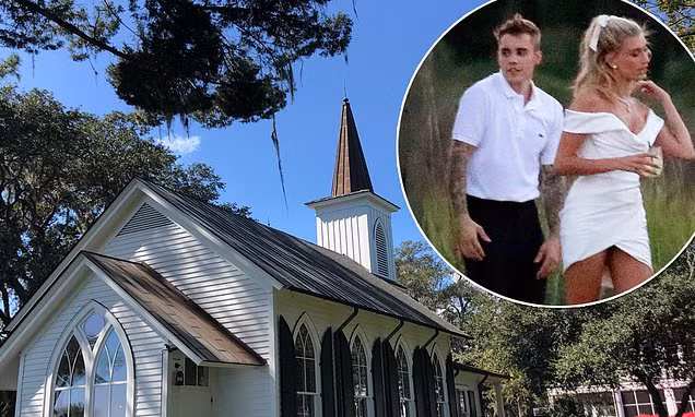 Những hình ảnh hiếm hoi tại đám cưới của Justin Bieber và siêu mẫu nội y