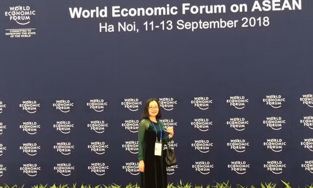 Doanh nhân Nguyễn Thị Anh Đào tham dự Hội nghị Thượng đỉnh Kinh doanh Việt Nam 2018. (Ảnh: DNVN/Minh Hoa) 