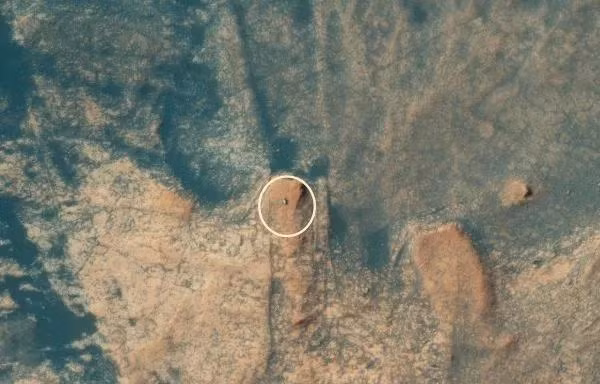 Tàu thám hiểm Curiosity của NASA đã tìm thấy đất sét trong đá trầm tích trên sao Hỏa cách đây 3,6 tỷ năm.