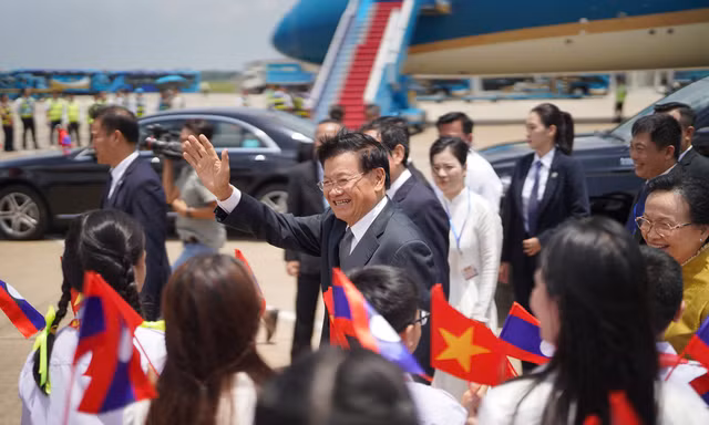 TPHCM chào đón Tổng Bí thư, Chủ tịch nước Lào Thongloun Sisoulith 