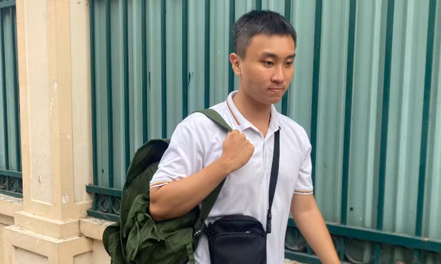 Đảng viên trẻ, cử nhân Luật tình nguyện nhập ngũ