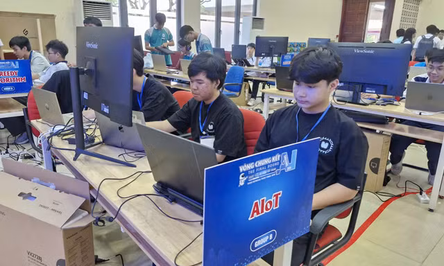 3.000 bạn trẻ tranh tài tại Hội thi 'Thử thách Trí tuệ nhân tạo'