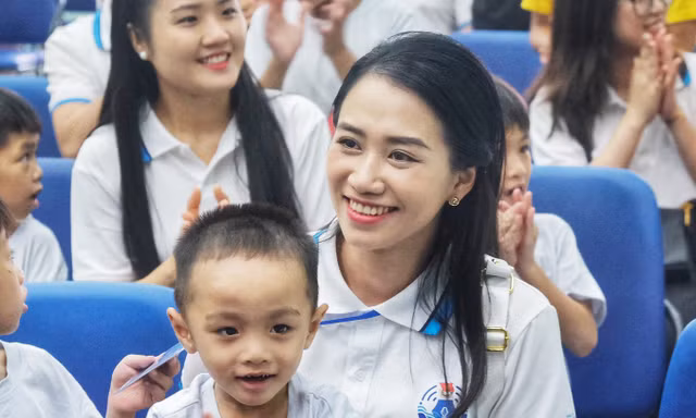 Thắp sáng nụ cười trẻ em có hoàn cảnh đặc biệt