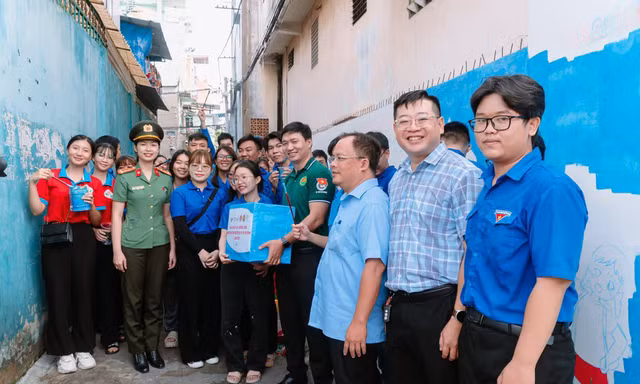 Chiến sĩ tình nguyện TPHCM xung kích phòng chống ma túy và tệ nạn xã hội