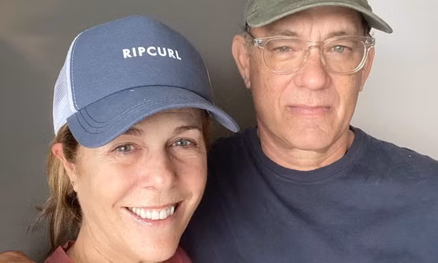 Tom Hanks cập nhật về sức khoẻ sau mắc Covid-19, loạt sao Hollywood động viên