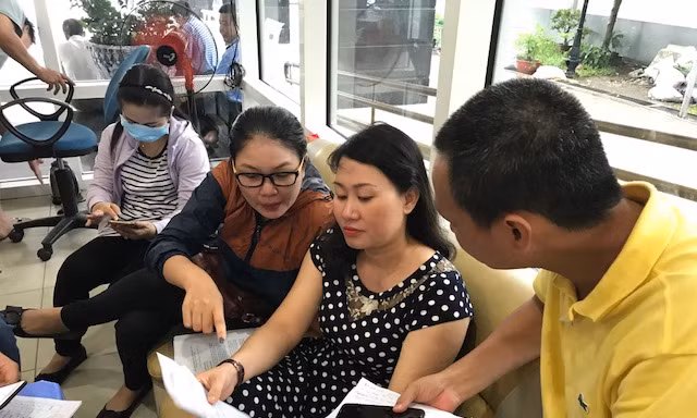 Mang dự án thế chấp, chủ đầu tư còn 'dọa' kiện cư dân