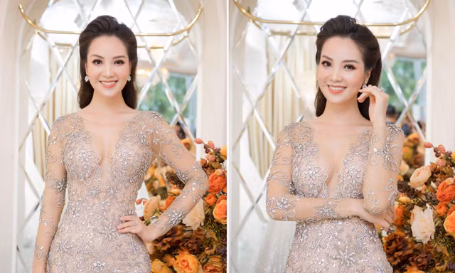 Á hậu Thuỵ Vân mặc váy dạ hội xuyên thấu lấp lánh khoe vòng 1 nóng bỏng làm MC