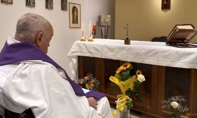 Bức ảnh Giáo hoàng Francis trong bệnh viện được Vatican công bố