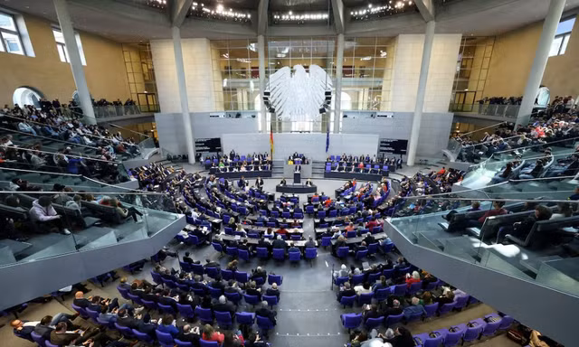Trong phòng họp của Bundestag (Hạ viện) Đức. (Ảnh: Reuters)
