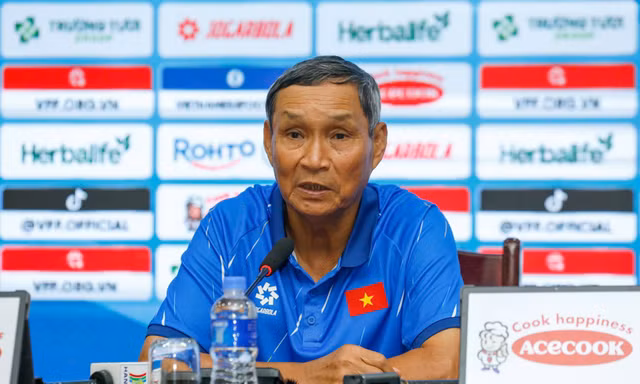 CLB Werder Bremen sẽ tung đội hình mạnh đấu tuyển nữ Việt Nam 