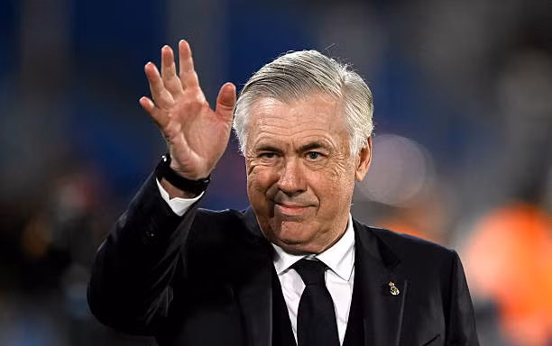 48 giờ hỗn loạn của HLV Carlo Ancelotti: Khi chữ ký cuối cùng không đến