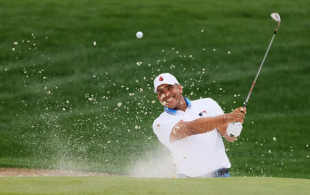 PGA Championship: Nhiều tên tuổi dừng bước, Rory McIlroy và Schauffele thoát hiểm ngoạn mục 