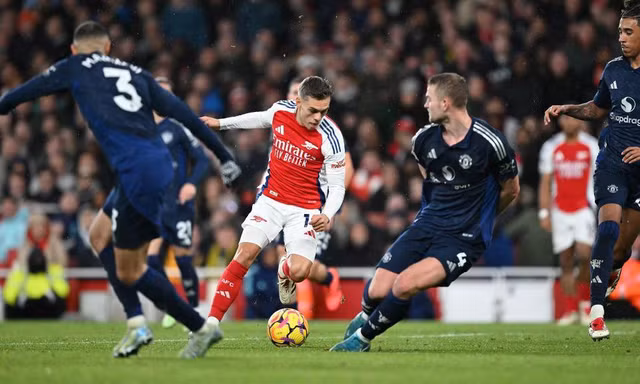 Nhận định MU vs Arsenal, 23h30 ngày 9/3: Trận chiến vì lịch sử 