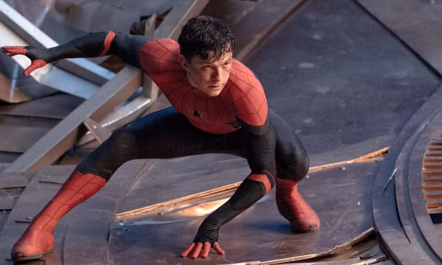 Tom Holland trong phim Spider-Man: No Way Home. Ảnh: Sony Pictures