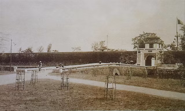 Cổng thành Vinh năm 1929Ảnh: Trần Đình Quán 
