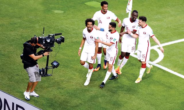 Người hâm mộ Việt Nam vẫn ngóng chờ được xem World Cup 2022 