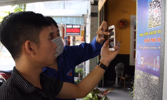 Thư viện... treo tường 