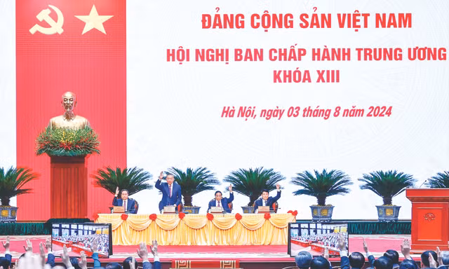 Chọn đúng, chọn trúng cán bộ: Mở rộng dân chủ, lắng nghe Nhân dân 