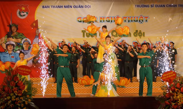 Sôi động đêm Gala “Khát vọng - Cống hiến - Trưởng thành”