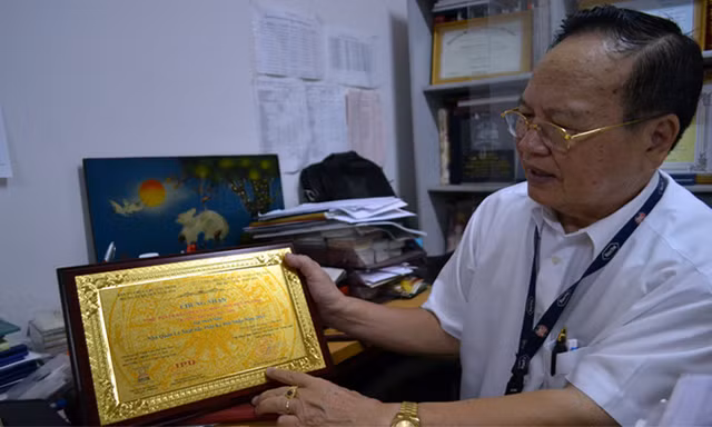 Thầy thuốc Nhân dân, PGS.TS. Nguyễn Ngọc Minh và Danh hiệu “Nhà Quản lý Xuất sắc Thời kỳ Hội nhập”.