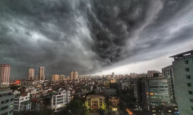 Từ đêm nay, Hà Nội mưa rất to kéo dài