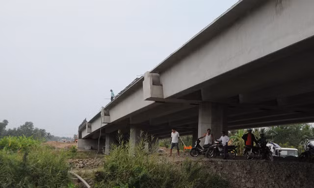 Lùm xùm chuyện nhà thầu nợ tiền tại dự án cao tốc Trung Lương - Mỹ Thuận