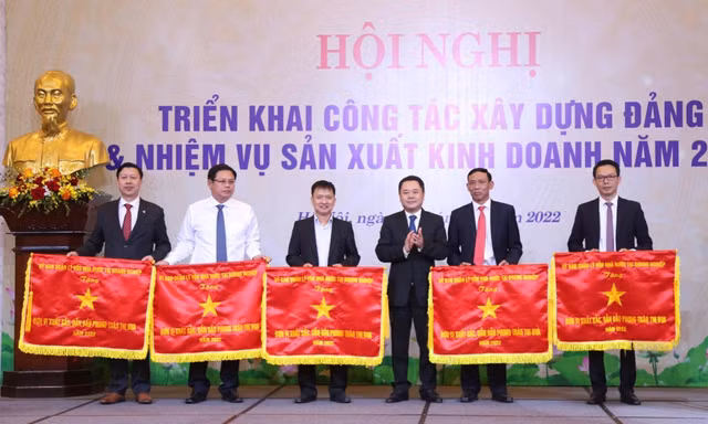 Phát huy vai trò lãnh đạo của Đảng tại doanh nghiệp nhà nước