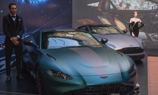 Cận cảnh mẫu xe F1 đầu tiên của Aston Martin tại Việt Nam 