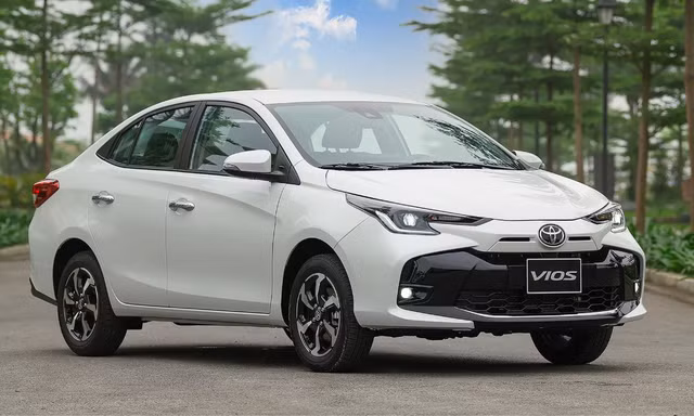 Doanh số xe sản xuất trong nước vẫn thấp dù giảm lệ phí trước bạ