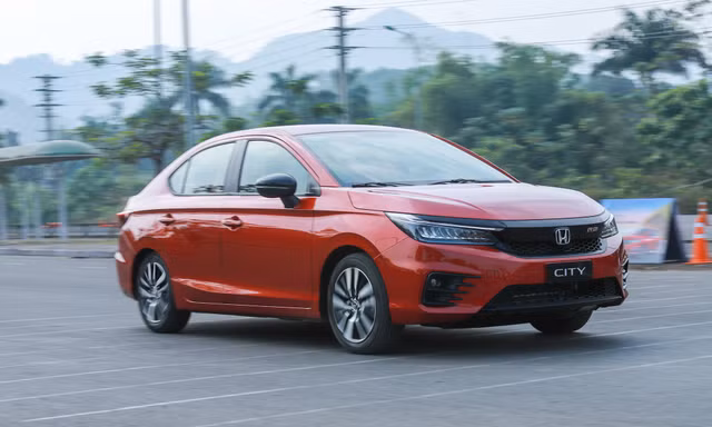 Loạt sedan hút khách Việt nhất tháng 1