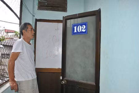 Phòng trọ bí ẩn của kẻ bắt cóc con tin