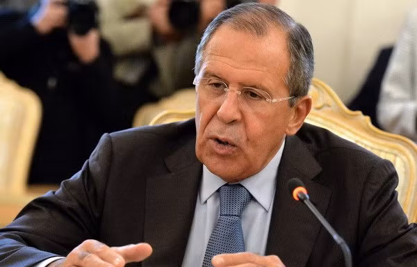 Nga cáo buộc NATO hối thúc Kiev giải quyết xung đột bằng vũ lực
