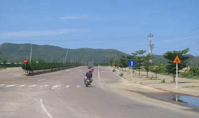  Nơi dự kiến xây dựng tổ hợp lọc hóa dầu lớn nhất Việt Nam - Khu kinh tế Nhơn Hội (Bình Định). Ảnh: Hoài Văn