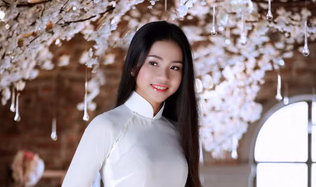 Cô gái Nhật Lệ dự thi Hoa hậu Việt Nam