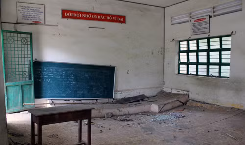 Ngôi trường 20 tỷ đồng hoang phế giữa Sài Gòn