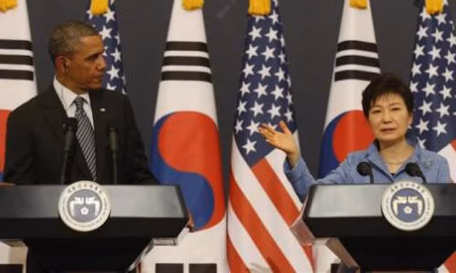 Tổng thống Mỹ Barack Obama và Tổng thống Hàn Quốc Park Geun-hye trong cuộc họp báo chung vào ngày 25.4 tại thủ đô Seoul.