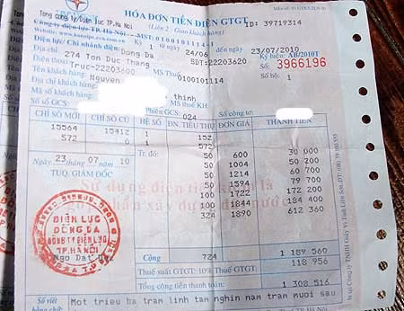 Hóa đơn tiền điện tăng cao do... khách quan?