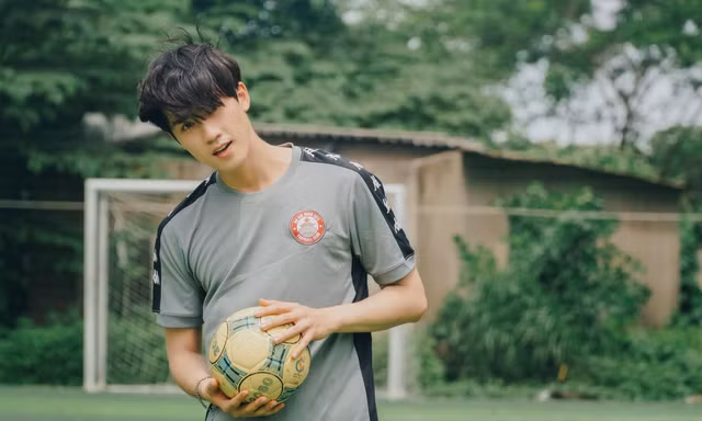 Vũ Thịnh - nam thần mới của “Tình yêu hoàn mỹ” đóng phim ngôn tình học đường