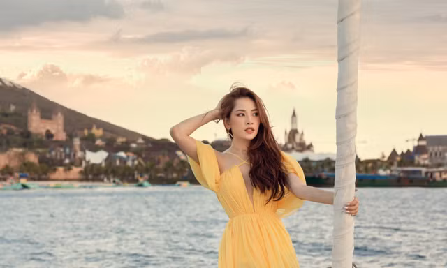Chi Pu tung poster cực xinh, hé lộ màn kết hợp thú vị cùng hit-maker Mew Amazing